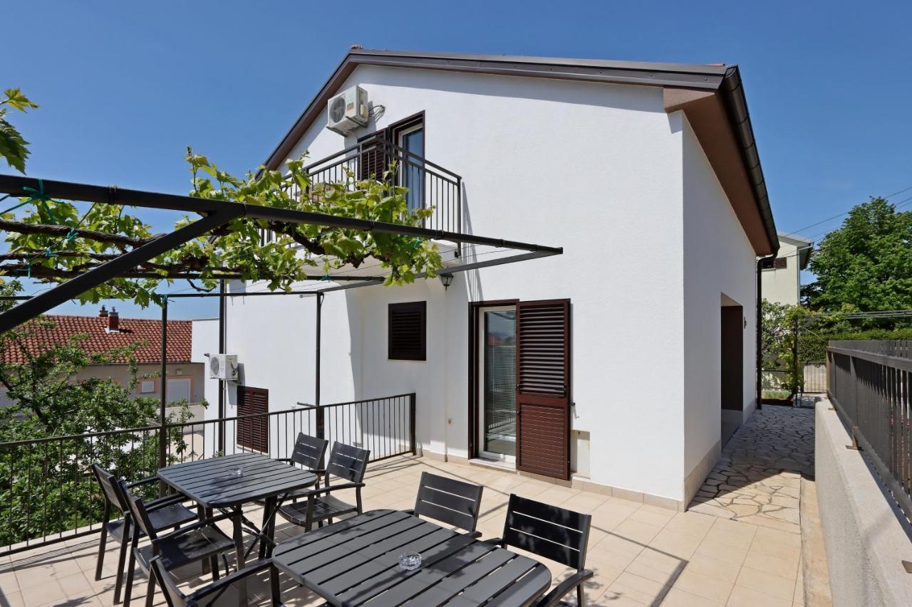 Apartments And Rooms With Parking Space Selce, Crikvenica - 2362 Экстерьер фото