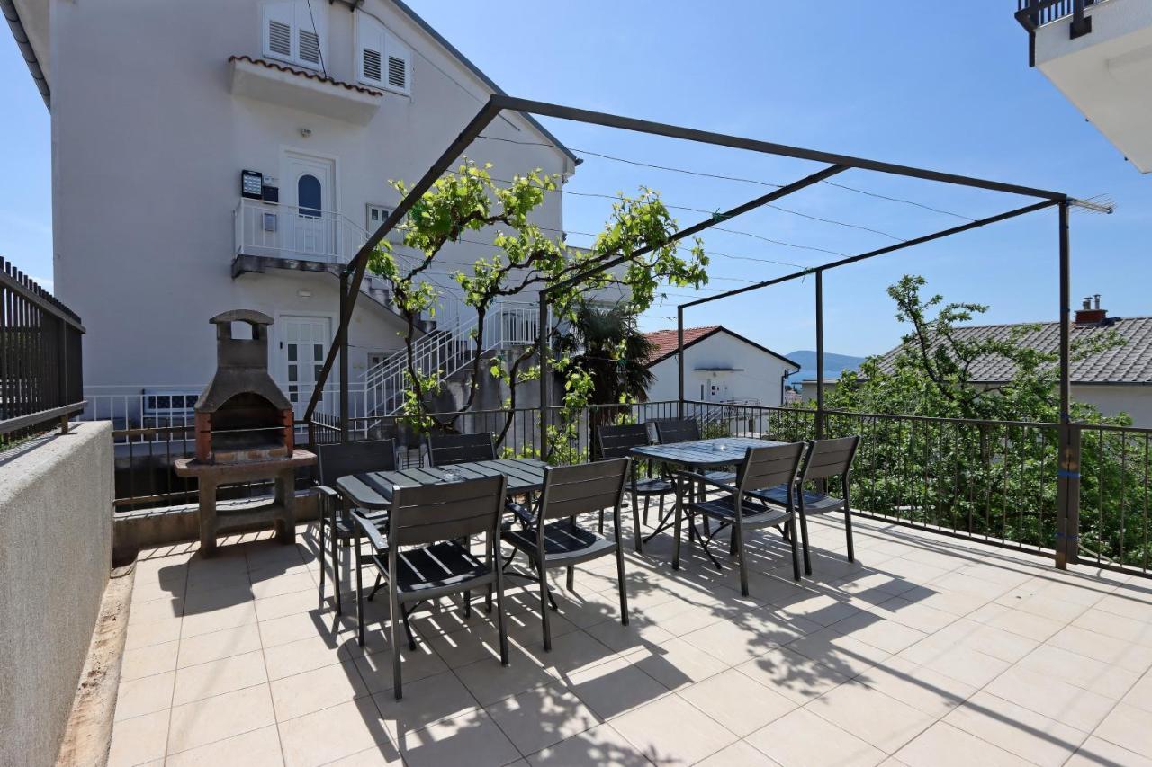 Apartments And Rooms With Parking Space Selce, Crikvenica - 2362 Экстерьер фото