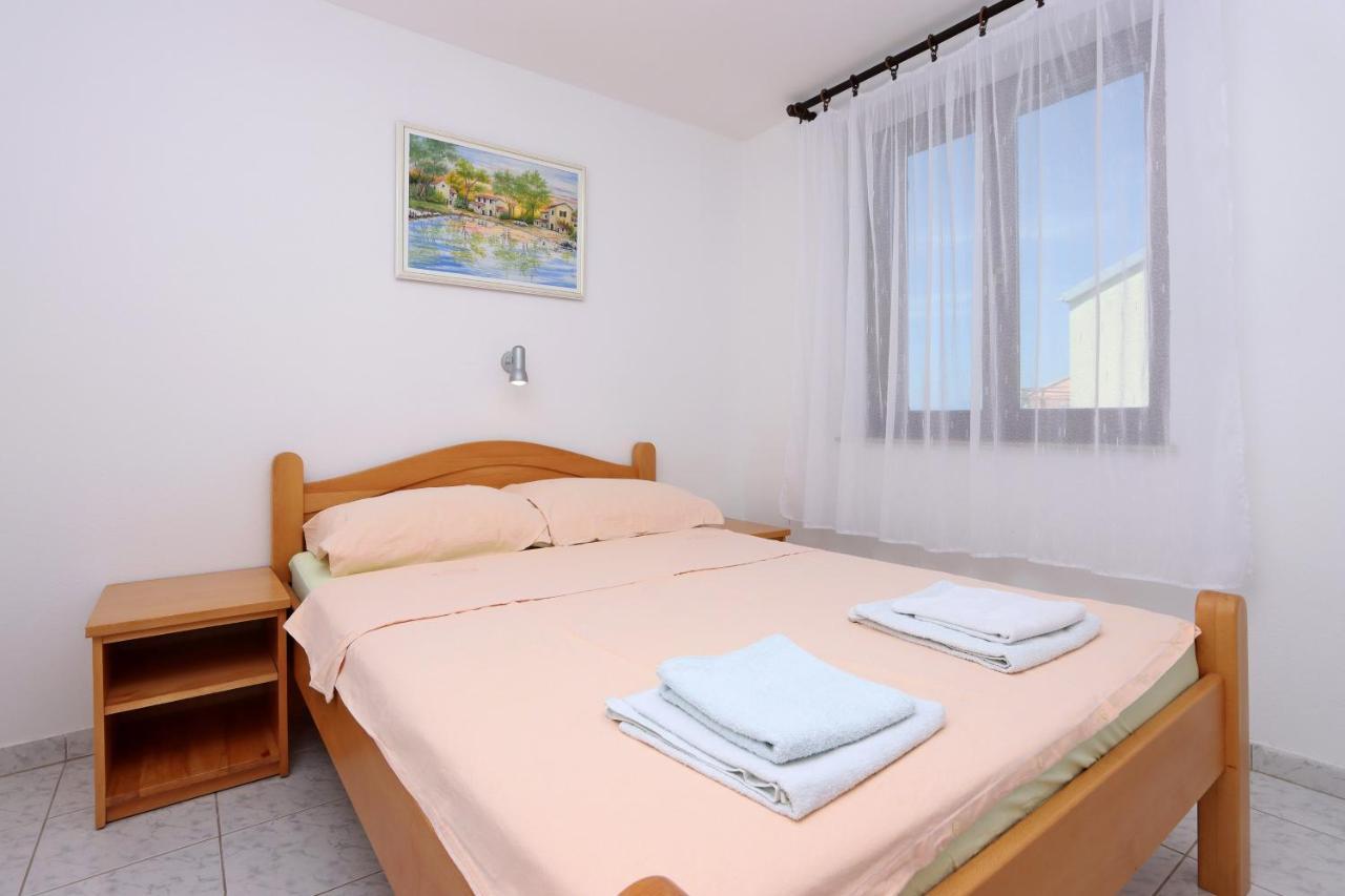 Apartments And Rooms With Parking Space Selce, Crikvenica - 2362 Экстерьер фото