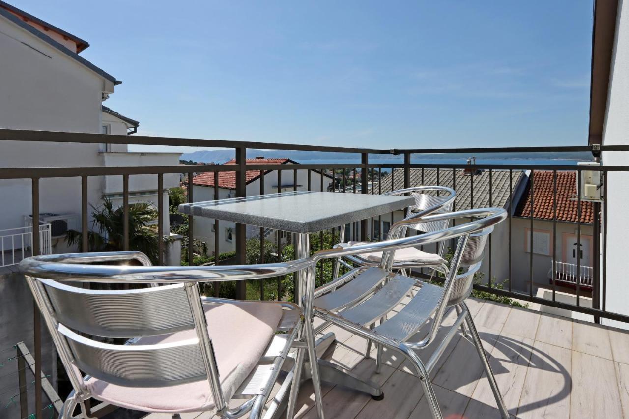 Apartments And Rooms With Parking Space Selce, Crikvenica - 2362 Экстерьер фото