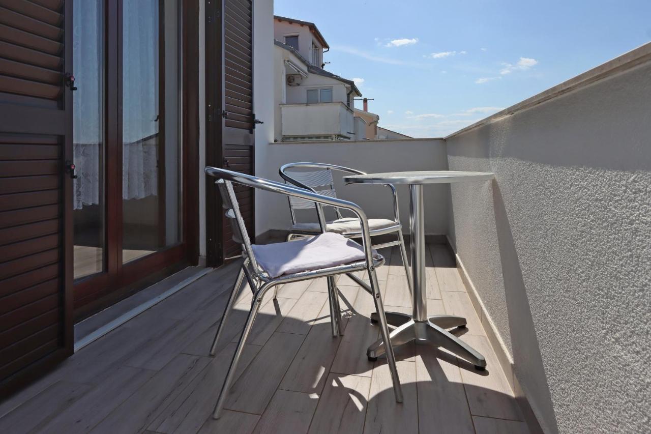 Apartments And Rooms With Parking Space Selce, Crikvenica - 2362 Экстерьер фото