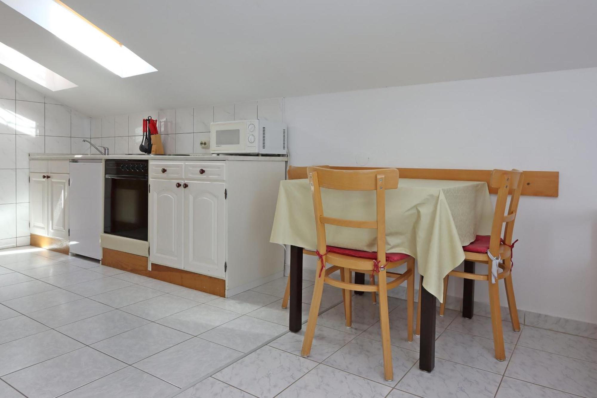 Apartments And Rooms With Parking Space Selce, Crikvenica - 2362 Номер фото